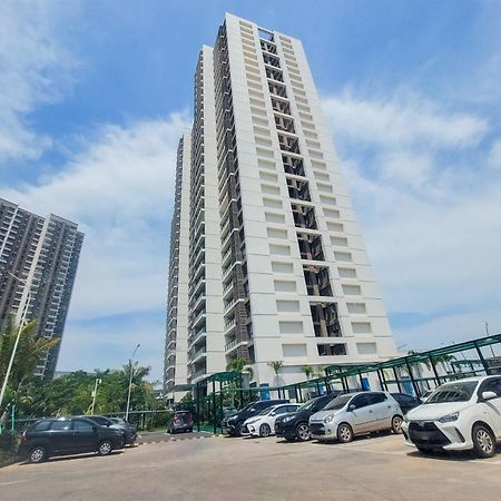 Homey And Spacious 3Br Sky House Bsd Apartment By Travelio Tangerang Ngoại thất bức ảnh