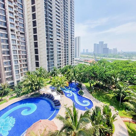 Homey And Spacious 3Br Sky House Bsd Apartment By Travelio Tangerang Ngoại thất bức ảnh
