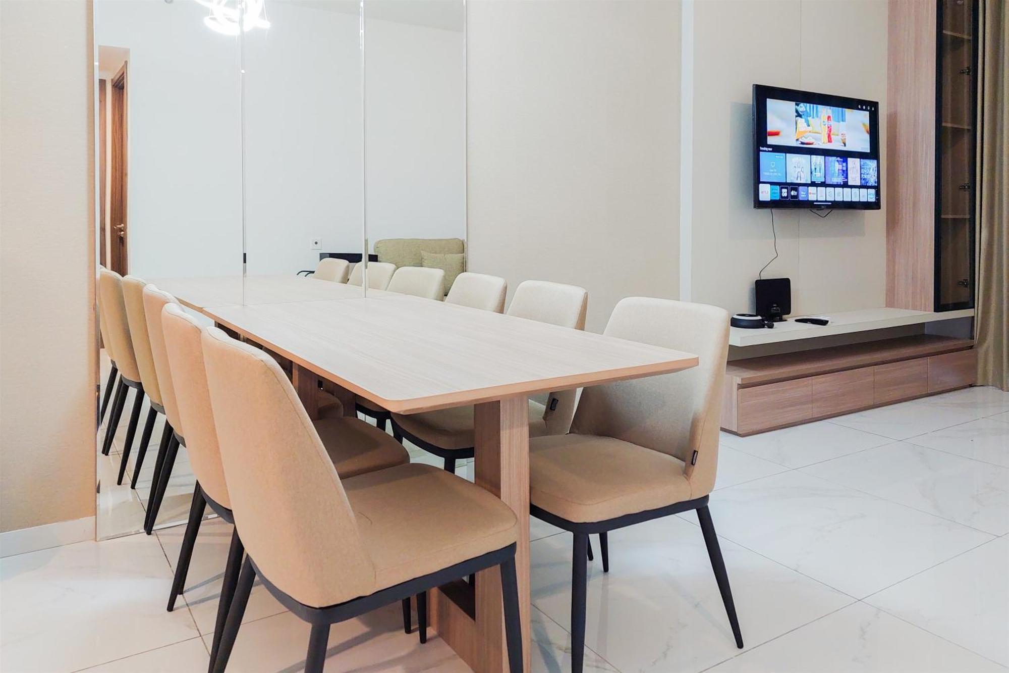 Homey And Spacious 3Br Sky House Bsd Apartment By Travelio Tangerang Ngoại thất bức ảnh