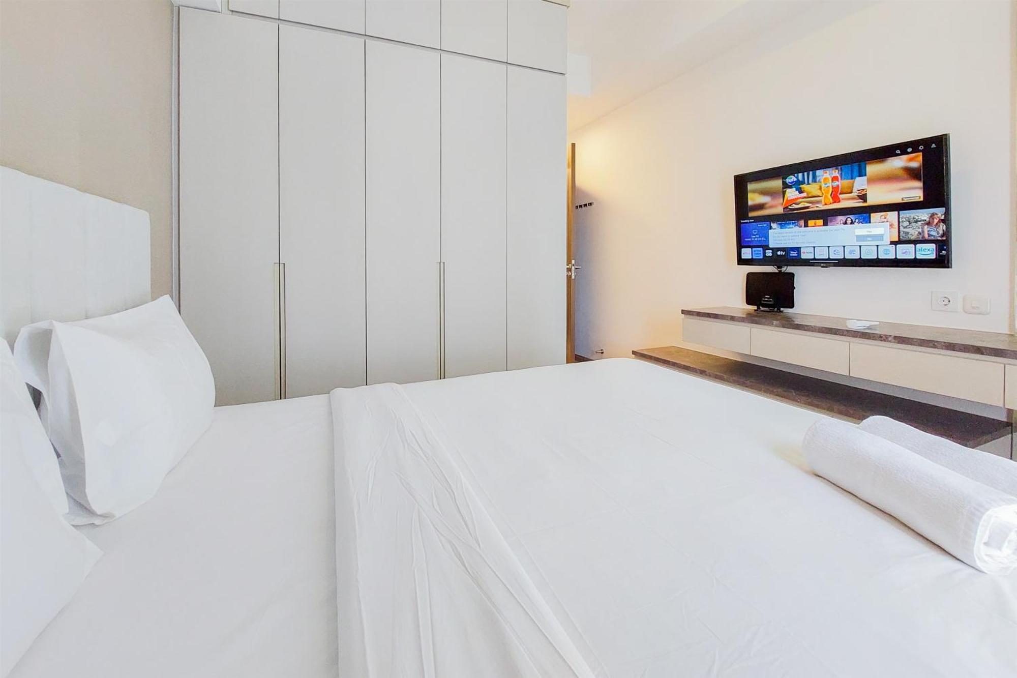 Homey And Spacious 3Br Sky House Bsd Apartment By Travelio Tangerang Ngoại thất bức ảnh